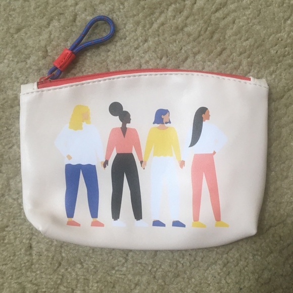 NWOT Faux Leather Makeup Case Women Girls Print - Picture 1 of 5